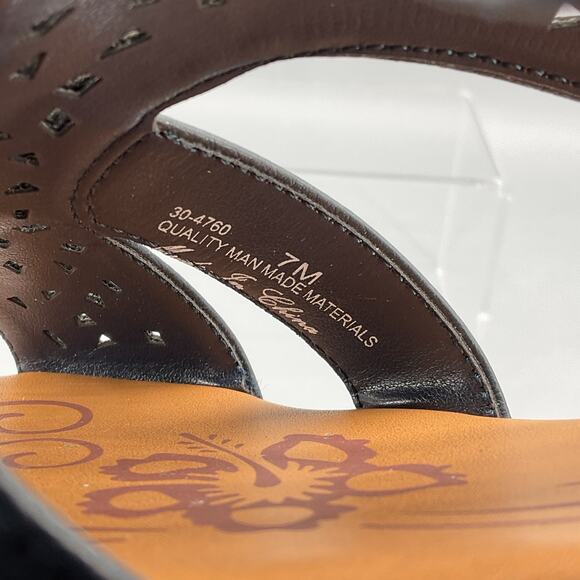 NEW Easy Street Women Bolt Decorative Cutout Flat Sandal Dark Navy Size 7M - Picture 5 of 10